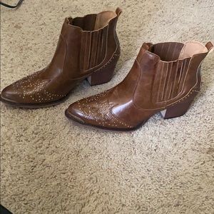 Super cute Brown Stud Ankle Boots size 10